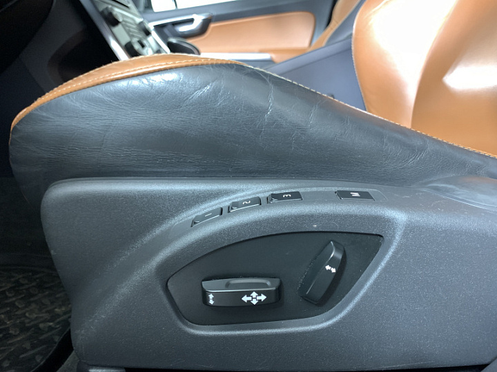 VOLVO S60 1.6, 2013 года, Робот, ЧЕРНЫЙ