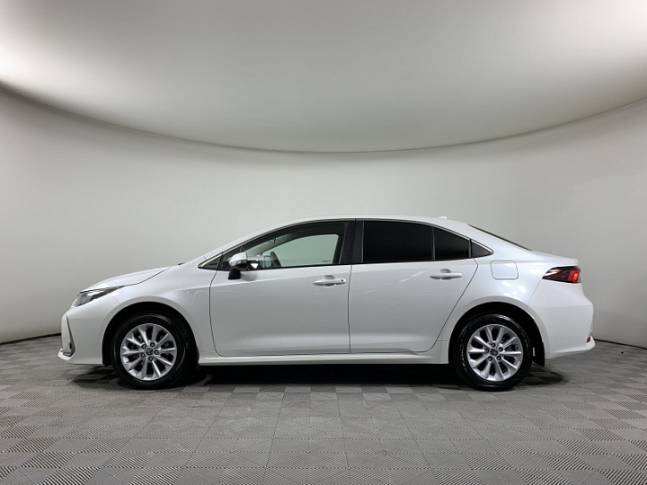 TOYOTA Corolla 1.6, 2022 года, Вариатор, БЕЛЫЙ