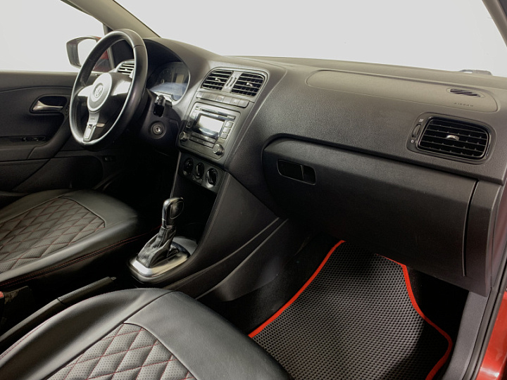 VOLKSWAGEN Polo 1.6, 2012 года, Автоматическая, ВИШНЕВО-КРАСНЫЙ