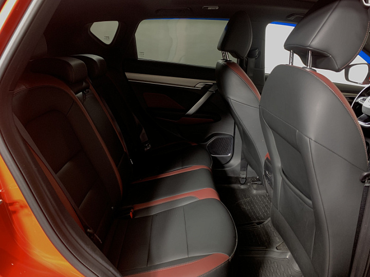 Geely Coolray 1.5, 2023 года, Робот, Красный