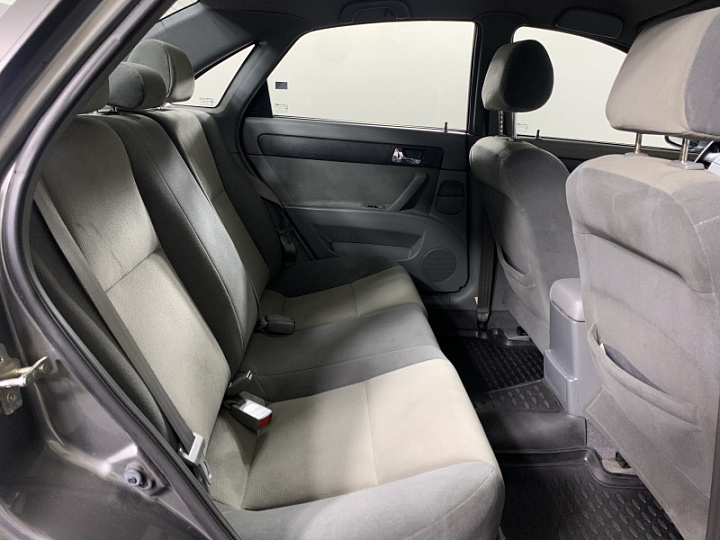 Daewoo Gentra 1.5, 2015 года, Механика, Темно-серый