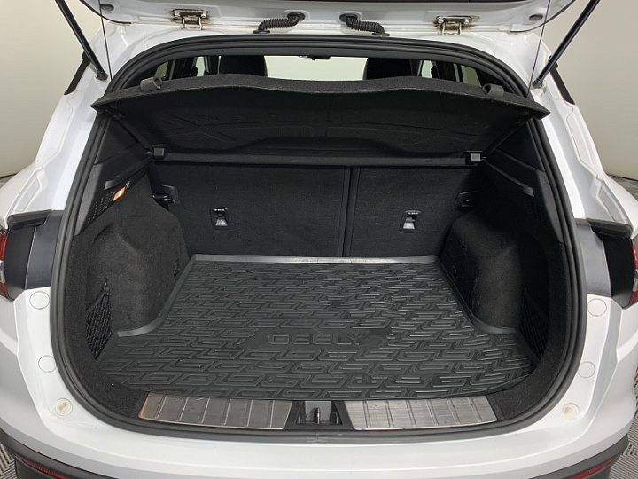 GEELY Coolray 1.5, 2020 года, Робот, БЕЛЫЙ