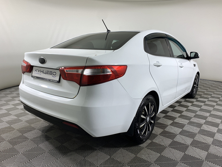 KIA Rio 1.6, 2014 года, Механика, БЕЛЫЙ