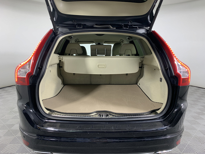 VOLVO XC60 2.4, 2017 года, Автоматическая, ЧЕРНЫЙ