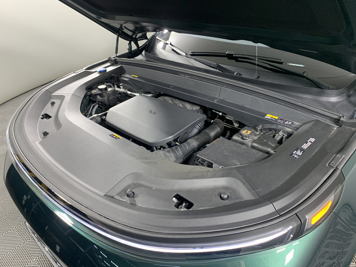 Li Auto L9 1.5, 2023 года, Автоматическая, ЗЕЛЕНЫЙ