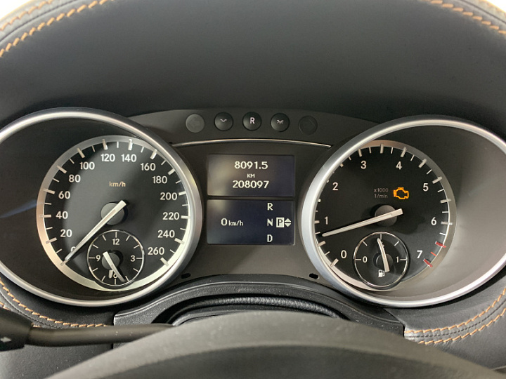 MERCEDES-BENZ M-Класс 3.5, 2010 года, Автоматическая, ЧЕРНЫЙ