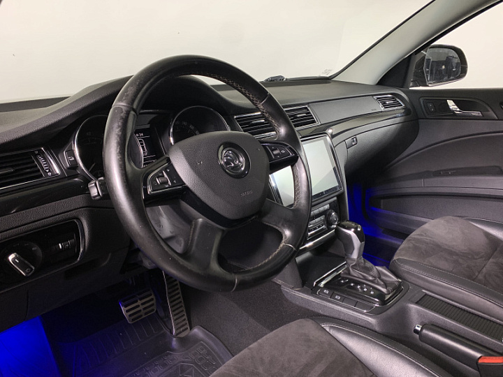 Skoda Superb 1.8, 2015 года, Робот, Коричневый