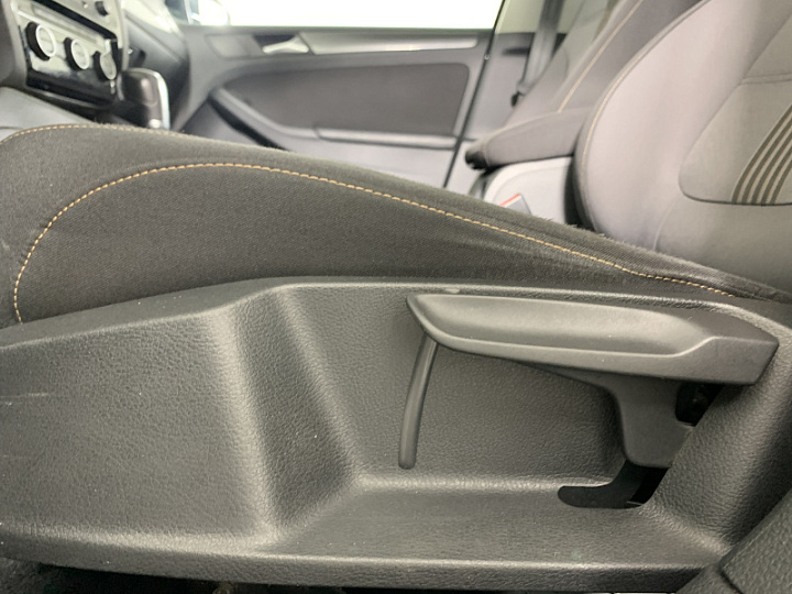 VOLKSWAGEN Jetta 1.6, 2016 года, Автоматическая, ЧЕРНЫЙ
