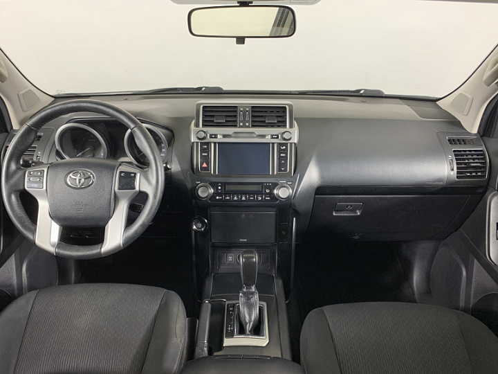 TOYOTA Land Cruiser Prado 2.8, 2017 года, Автоматическая, БЕЛЫЙ