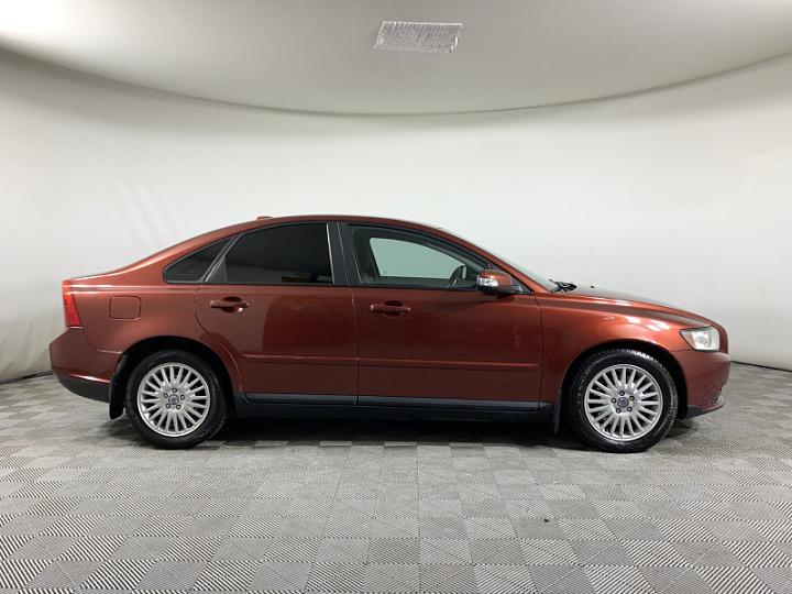 VOLVO S40 2.4, 2009 года, Автоматическая, КРАСНЫЙ