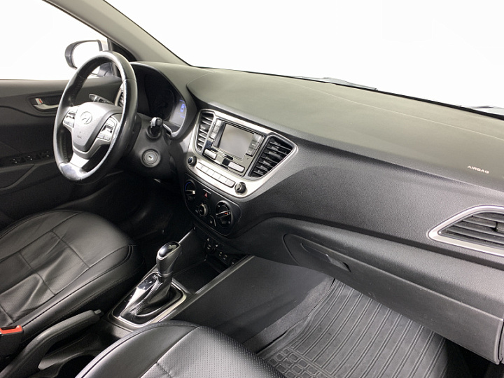 HYUNDAI Solaris 1.6, 2017 года, Автоматическая, Серебристый