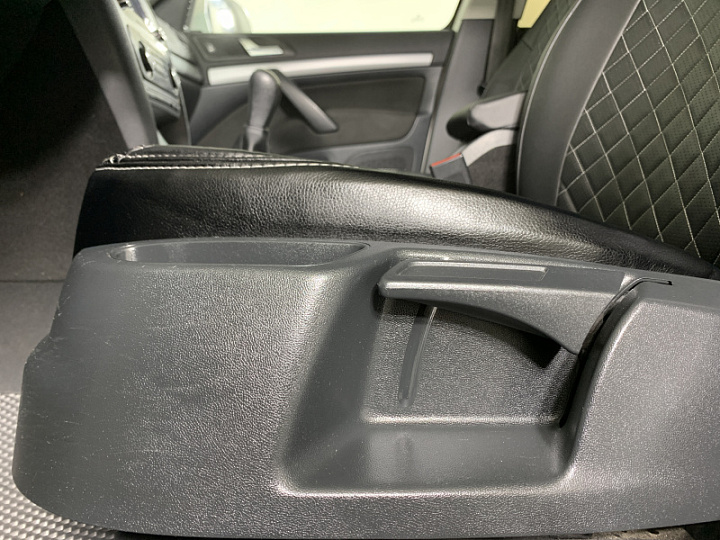 SKODA Octavia 1.6, 2012 года, Механика, БЕЛЫЙ