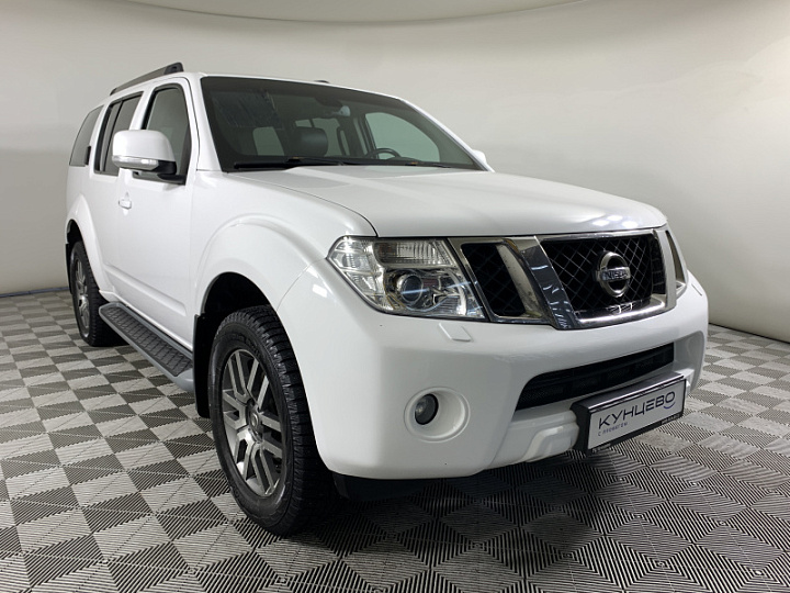 NISSAN Pathfinder 2.5, 2011 года, Автоматическая, БЕЛЫЙ