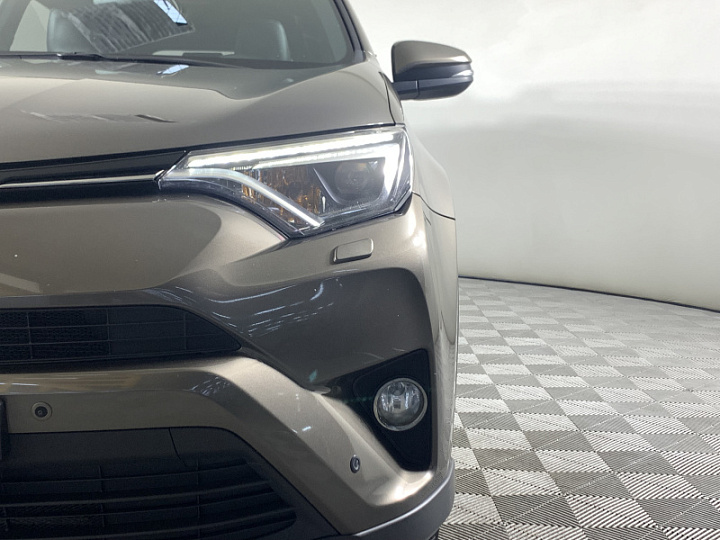 Toyota RAV4 1.987, 2016 года, mmt6, Светло-коричнывый