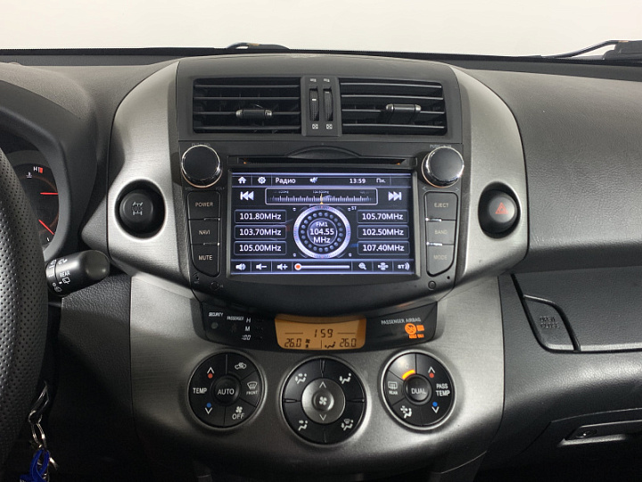 Toyota RAV4 2, 2011 года, Вариатор, Черный