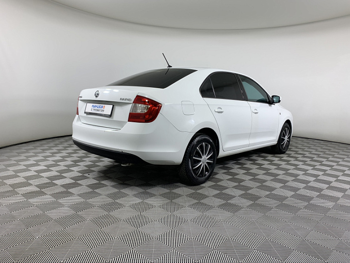 SKODA Rapid 1.6, 2016 года, Механика, БЕЛЫЙ