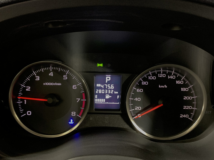 Subaru Impreza 2, 2014 года, Вариатор, Серебристый