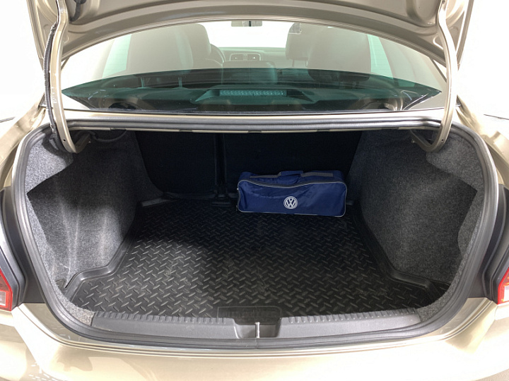 VOLKSWAGEN Polo 1.6, 2020 года, Механика, КОРИЧНЕВЫЙ