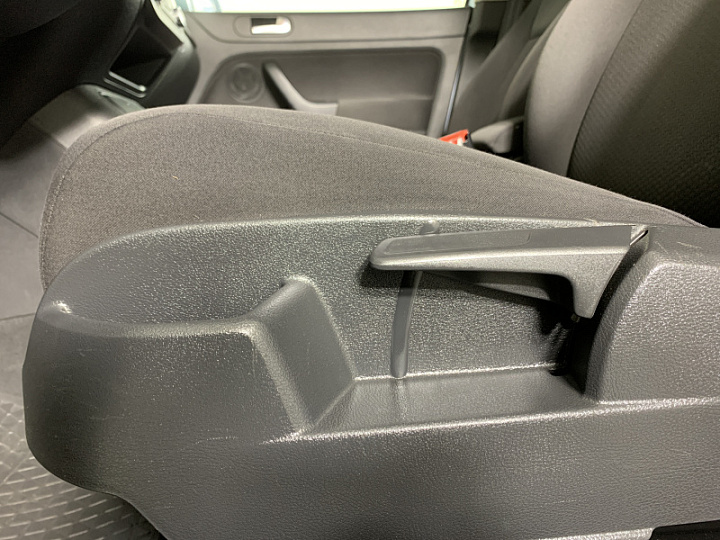 VOLKSWAGEN Golf Plus 1.4, 2010 года, Робот, Серо-голубой