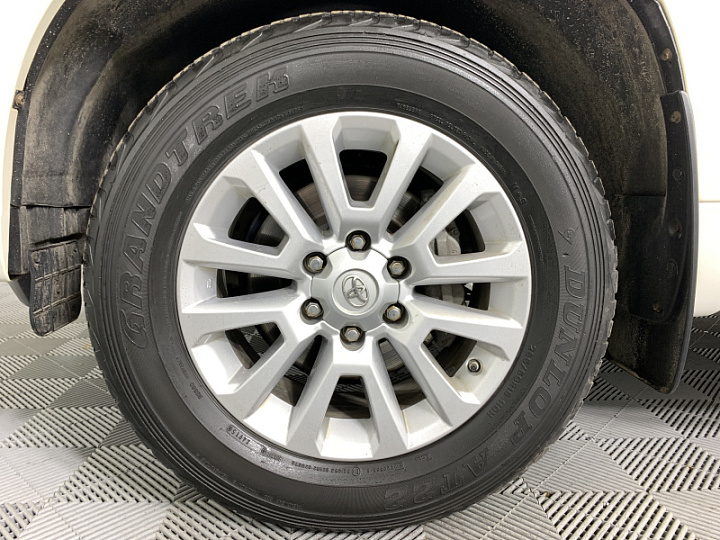 TOYOTA Land Cruiser Prado 4, 2015 года, Автоматическая, БЕЛЫЙ