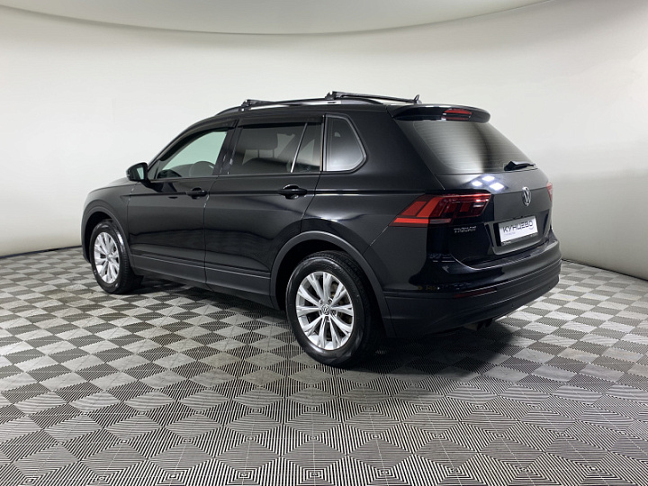 Volkswagen Tiguan 1.4, 2020 года, Механика, Черный