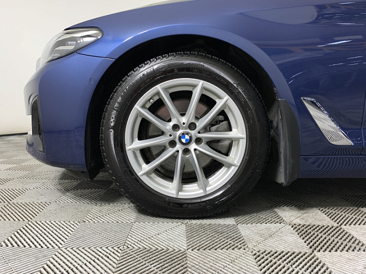 BMW 5 серии 2, 2021 года, Автоматическая, синий