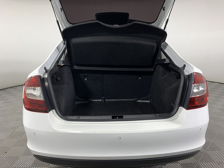 SKODA Rapid 1.4, 2018 года, Робот, БЕЛЫЙ