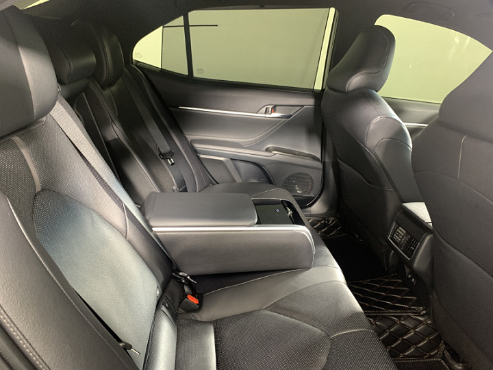 TOYOTA Camry 3.5, 2021 года, Автоматическая, ЧЕРНЫЙ