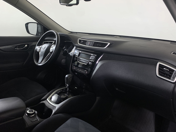 Nissan X-Trail 2.5, 2015 года, Вариатор, Черный
