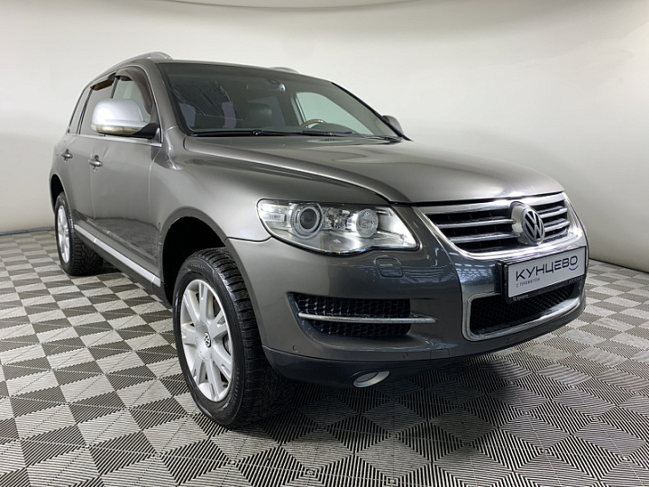 VOLKSWAGEN Touareg 3, 2010 года, Автоматическая, СЕРЫЙ