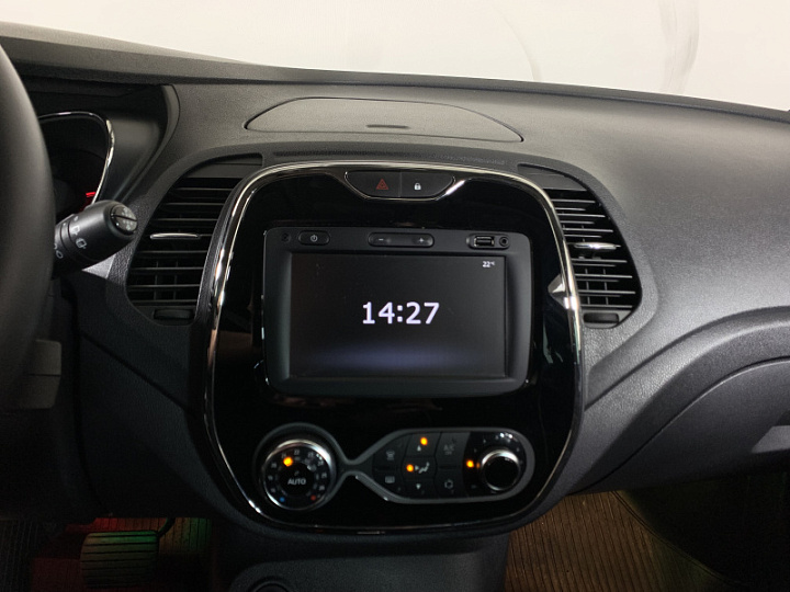 Renault Kaptur 1.6, 2019 года, Вариатор, Бежевый