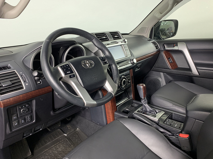 TOYOTA Land Cruiser Prado 2.8, 2015 года, Автоматическая, ЧЕРНЫЙ