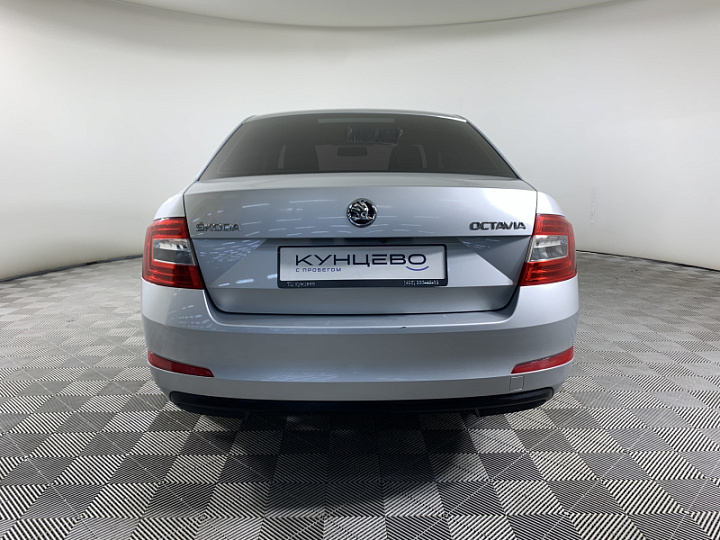 SKODA Octavia 1.6, 2016 года, Автоматическая, Серебристый