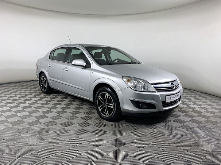 OPEL Astra 1.8, 2012 года, Автоматическая, Серебристый