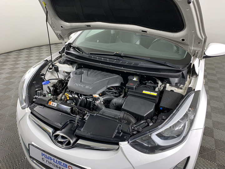 HYUNDAI Elantra 1.6, 2015 года, Автоматическая, БЕЛЫЙ