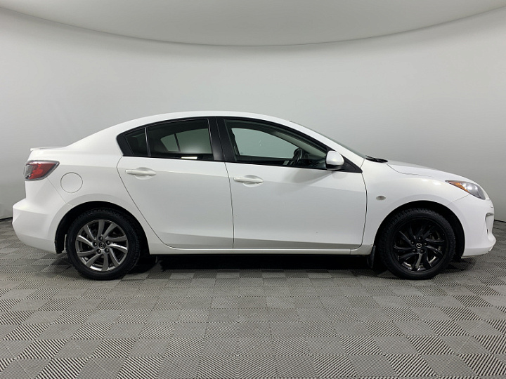 MAZDA 3 1.6, 2012 года, Автоматическая, БЕЛЫЙ