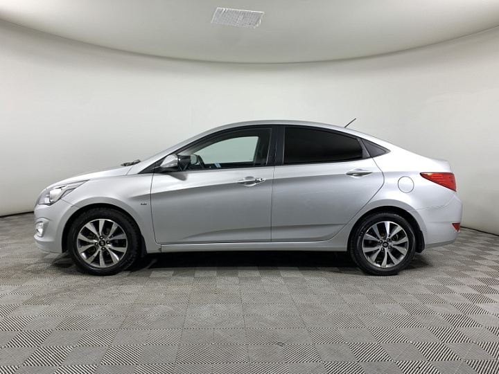 HYUNDAI Solaris 1.6, 2016 года, Автоматическая, Серебристый
