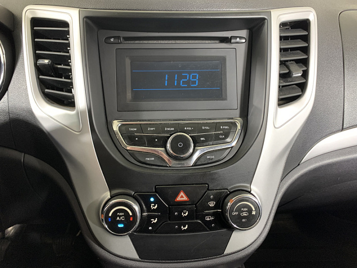 CHANGAN CS35 1.6, 2018 года, Механика, КОРИЧНЕВЫЙ