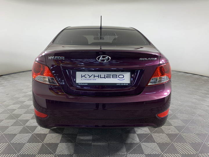 HYUNDAI Solaris 1.6, 2012 года, Механика, ФИОЛЕТОВЫЙ