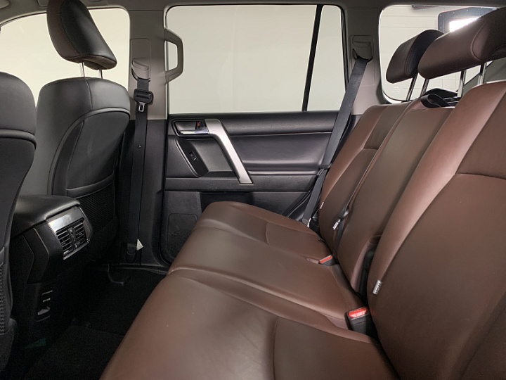 TOYOTA Land Cruiser Prado 2.8, 2017 года, Автоматическая, ЧЕРНЫЙ