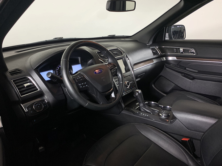 Ford Explorer 3.5, 2019 года, Автоматическая, Черный