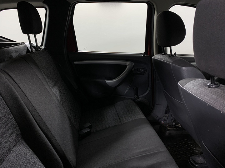 RENAULT Duster 1.6, 2012 года, Механика, КРАСНЫЙ