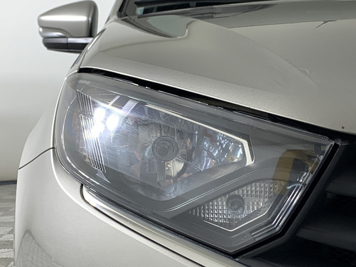 LADA (ВАЗ) Granta 1.6, 2020 года, Автоматическая, Светло серый