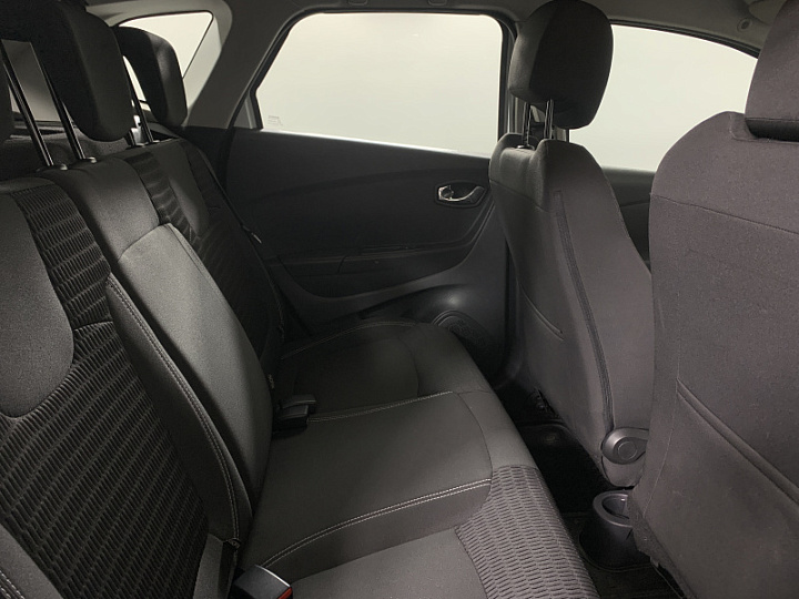 RENAULT Kaptur 1.6, 2017 года, Вариатор, БЕЛЫЙ