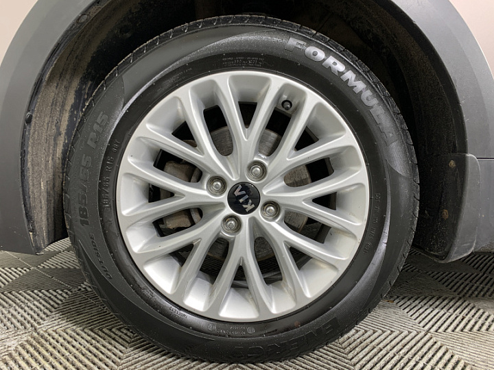 KIA Rio X-Line 1.6, 2018 года, Механика, СВЕТЛО-КОРИЧНЕВЫЙ