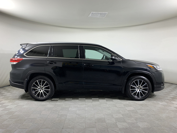 TOYOTA Highlander 3.5, 2019 года, Автоматическая, ЧЕРНЫЙ