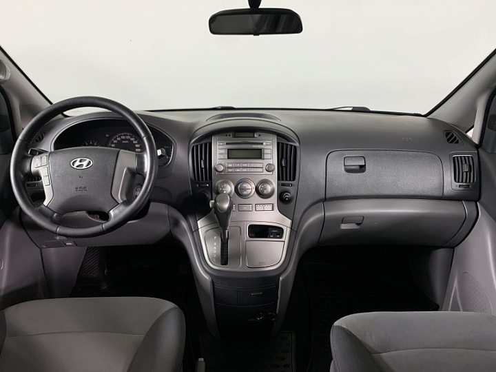 HYUNDAI H-1 2.4, 2011 года, Автоматическая, ЧЕРНЫЙ