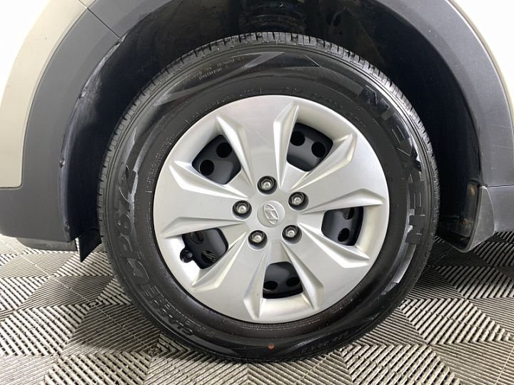 Hyundai Creta 1.6, 2020 года, Механика, Серый