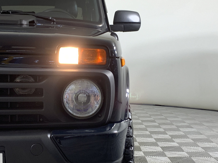 LADA (ВАЗ) Niva 1.7, 2024 года, Механика, Зеленый