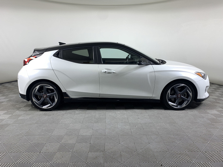 Hyundai Veloster 1.6, 2019 года, Робот, Белый